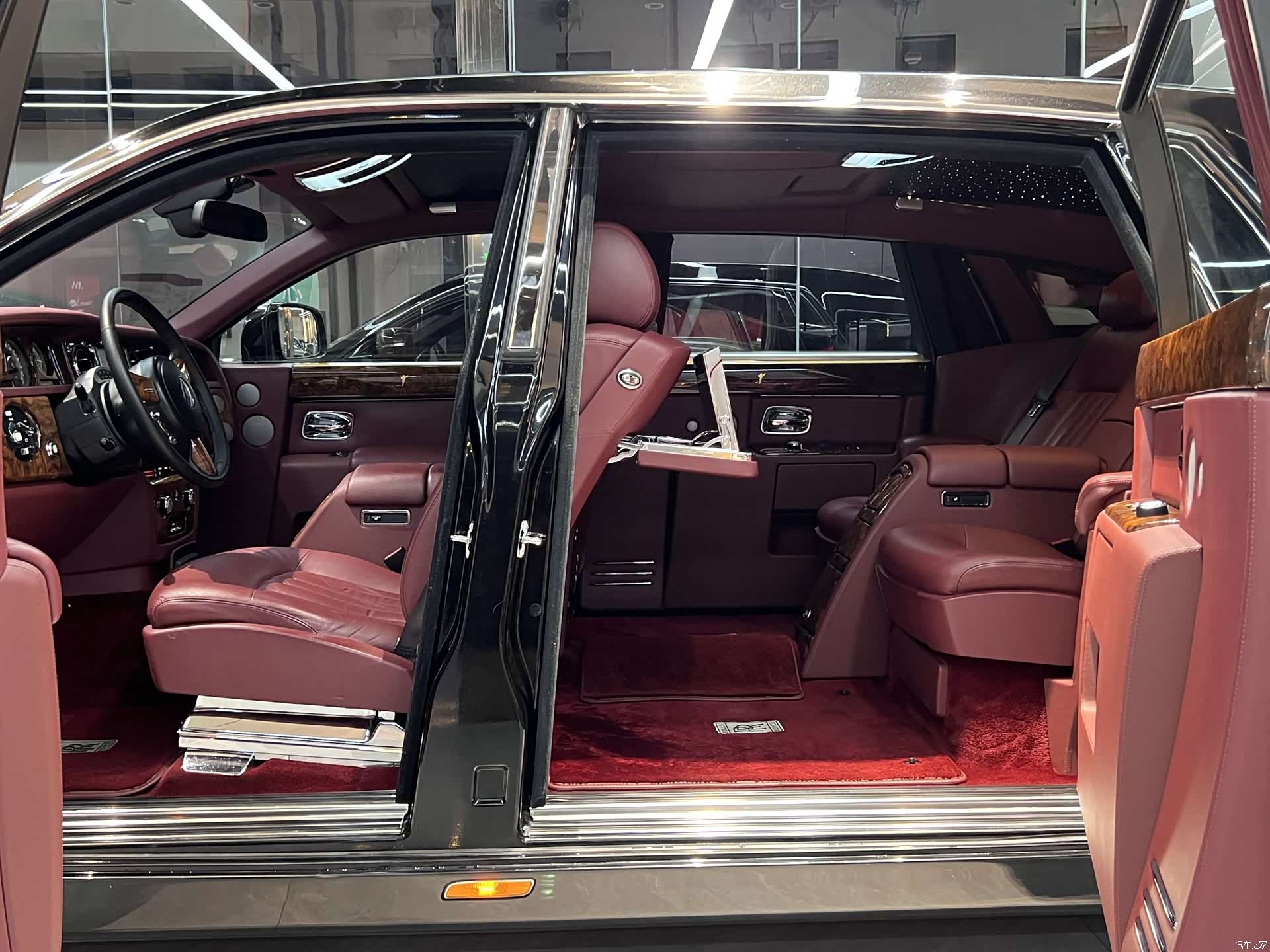Rolls-Royce Phantom, 2013 7