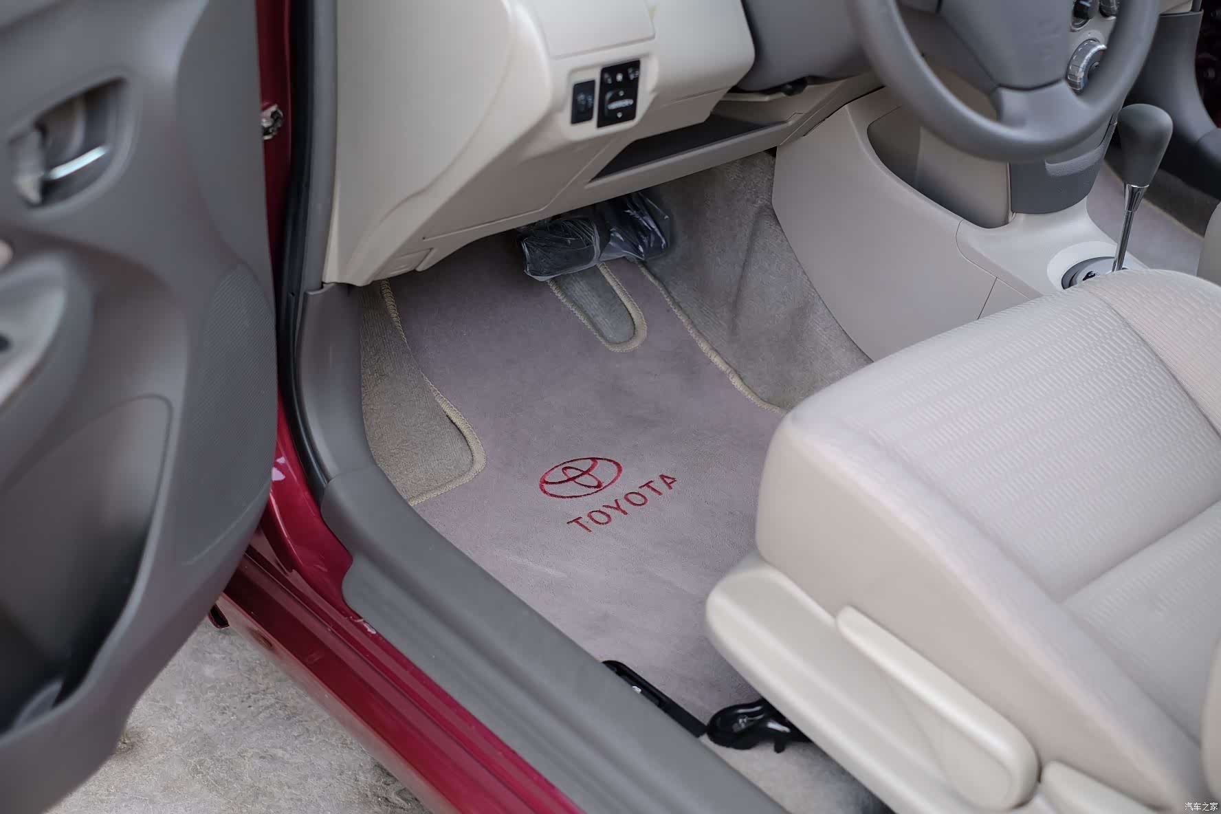 Toyota GL-S, 2012 18
