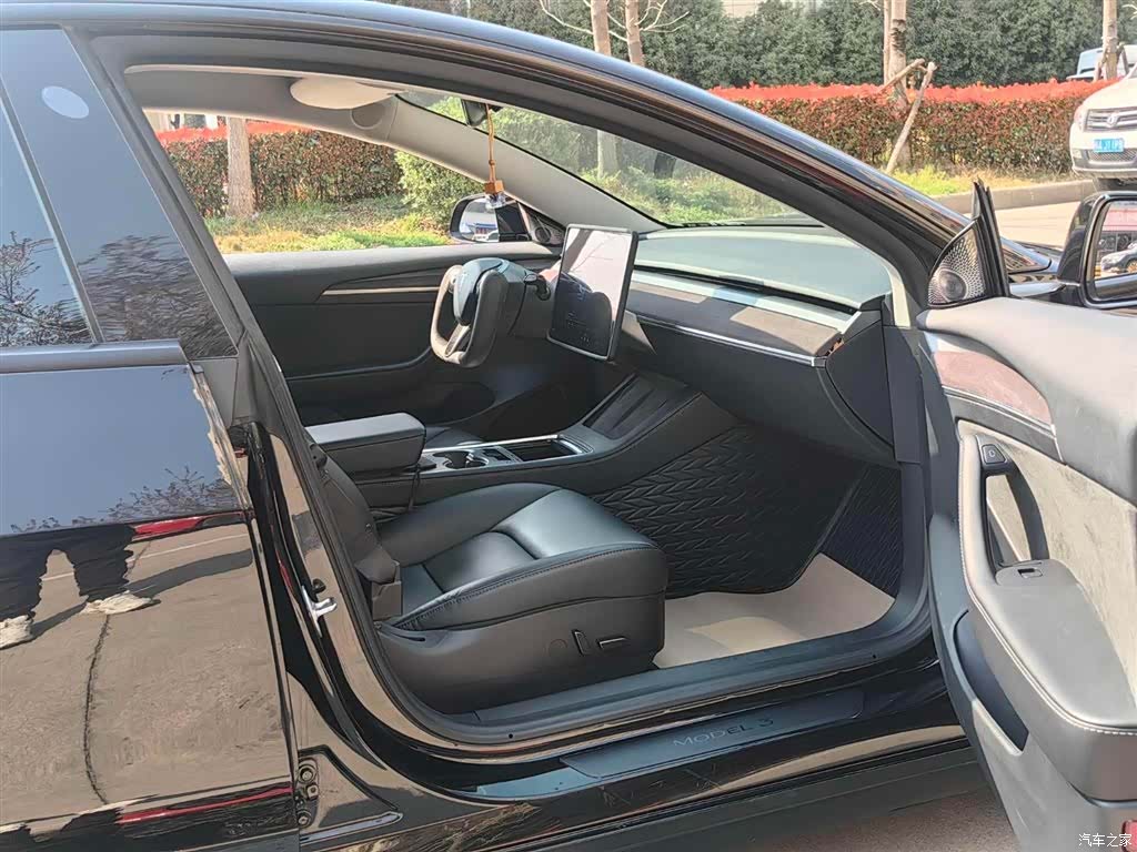 Tesla Model 3, 2023 7