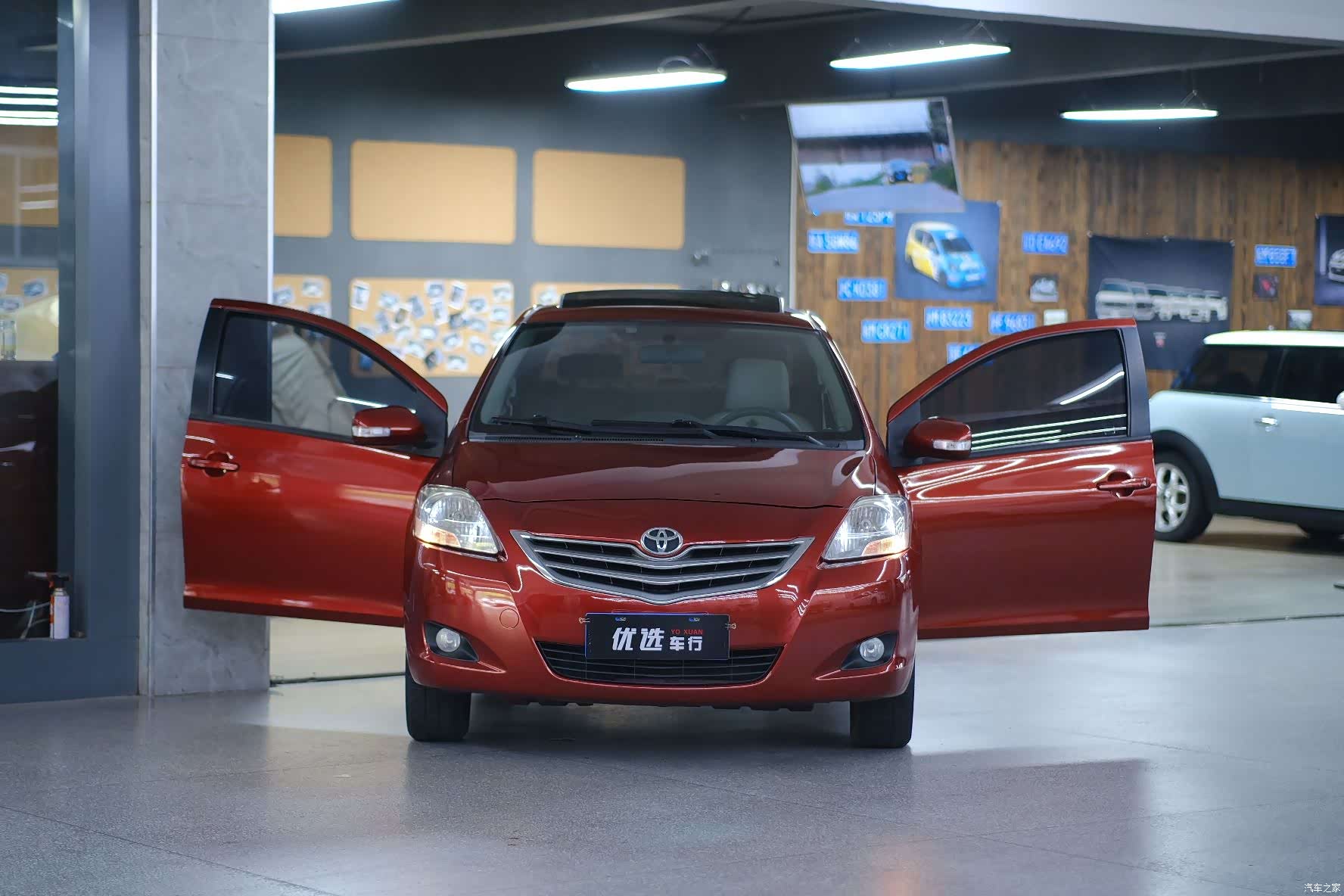 Toyota GL-S, 2012 9