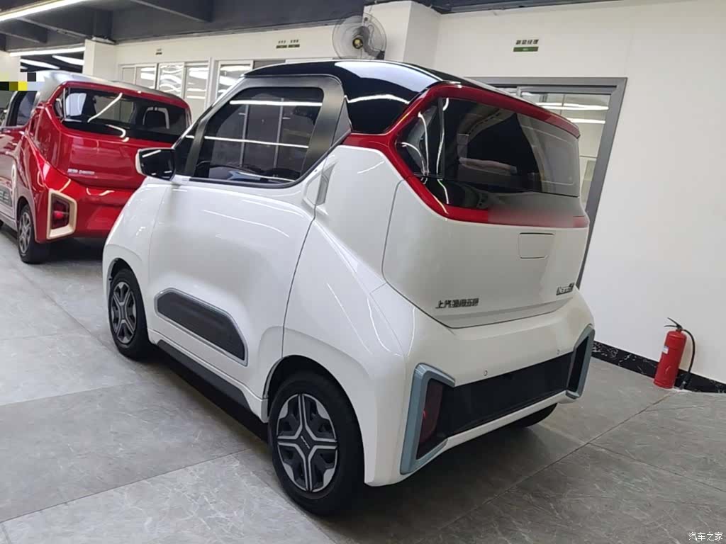 Wuling NanoEV, 2022 все фото