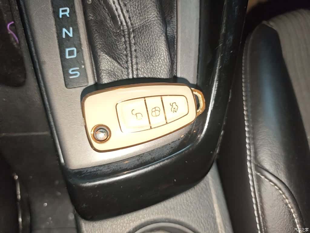 Ford Focus, 2014 9