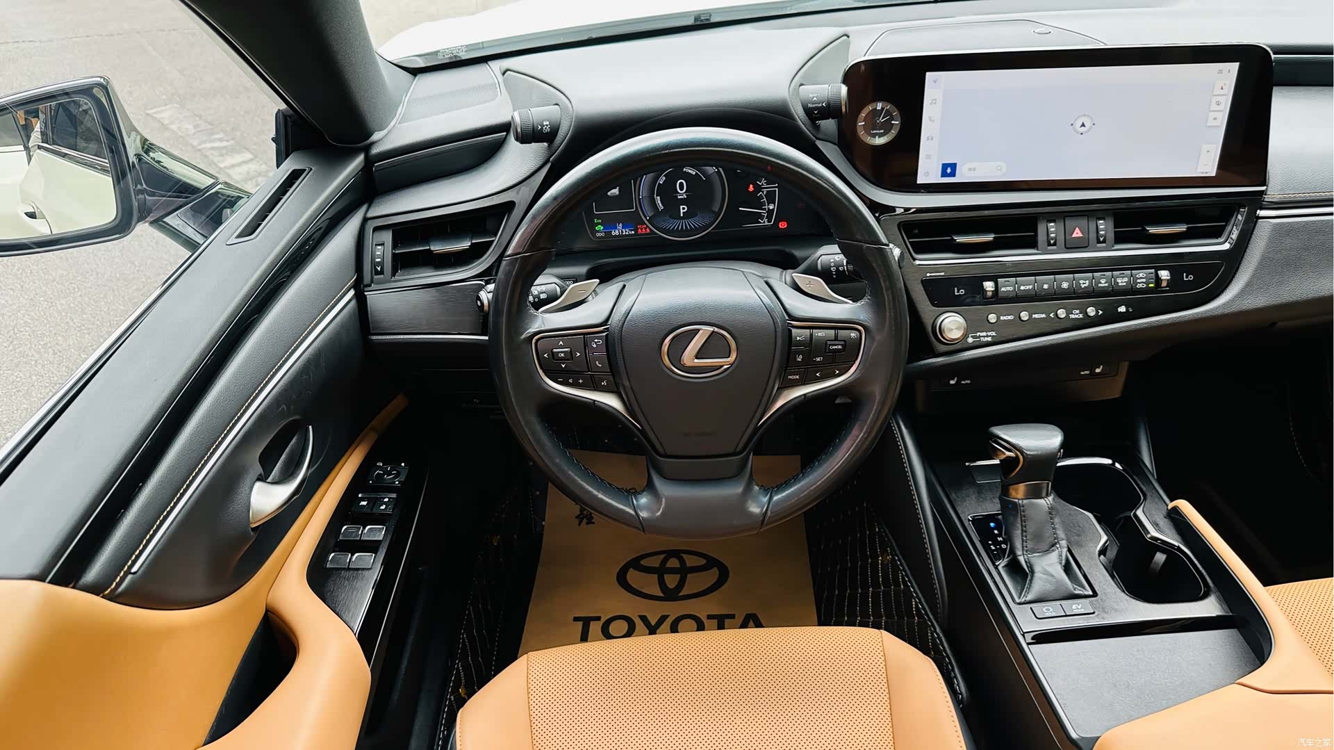 Lexus ES, 2023 21