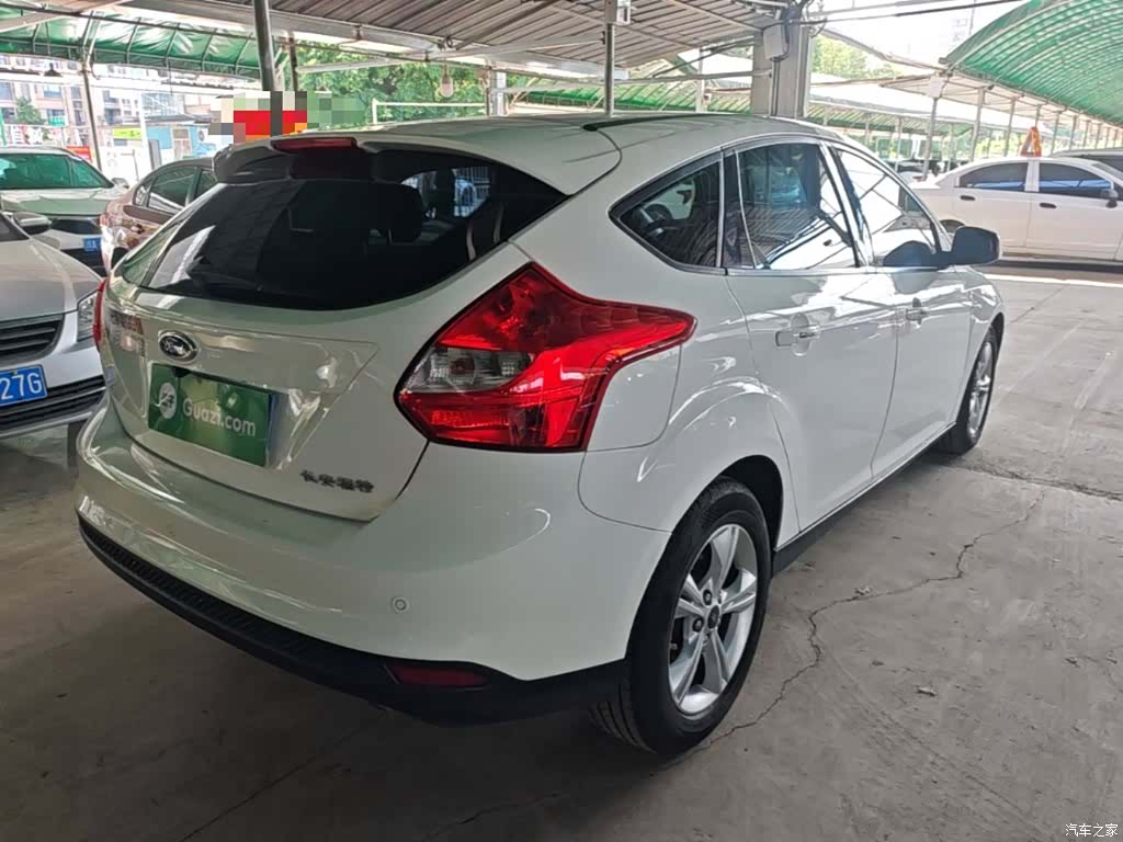 Ford Focus, 2014 7