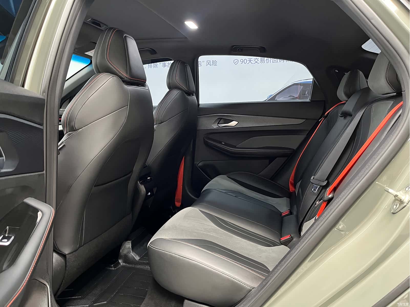 Geely Binray, 2022 12