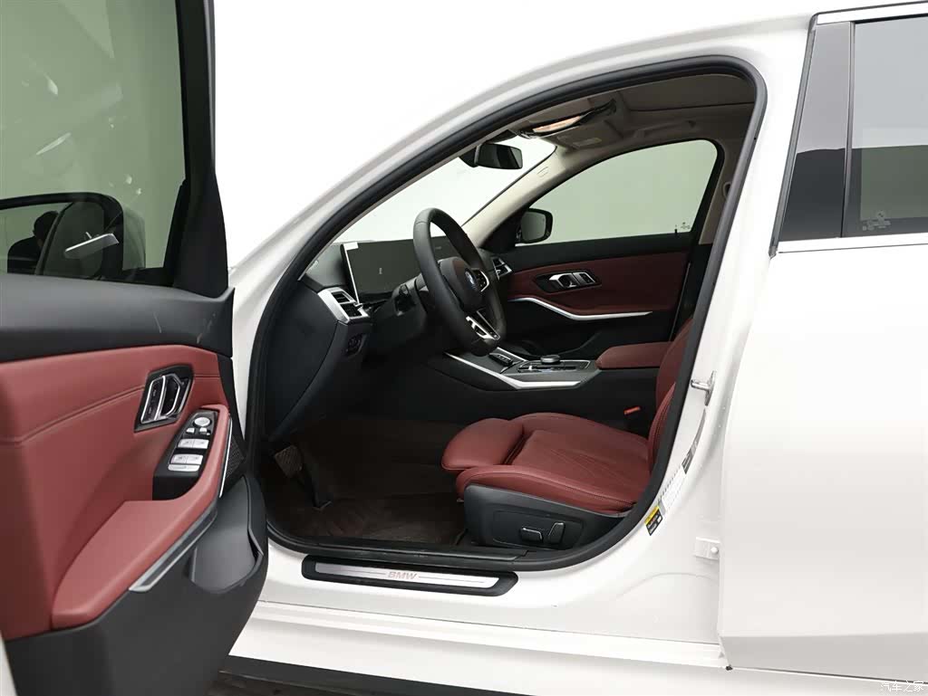 BMW i3, 2025 10