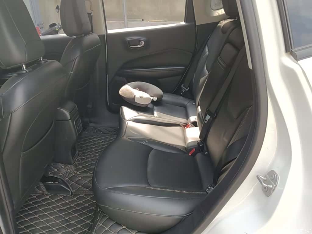 Jeep Compass, 2018 17