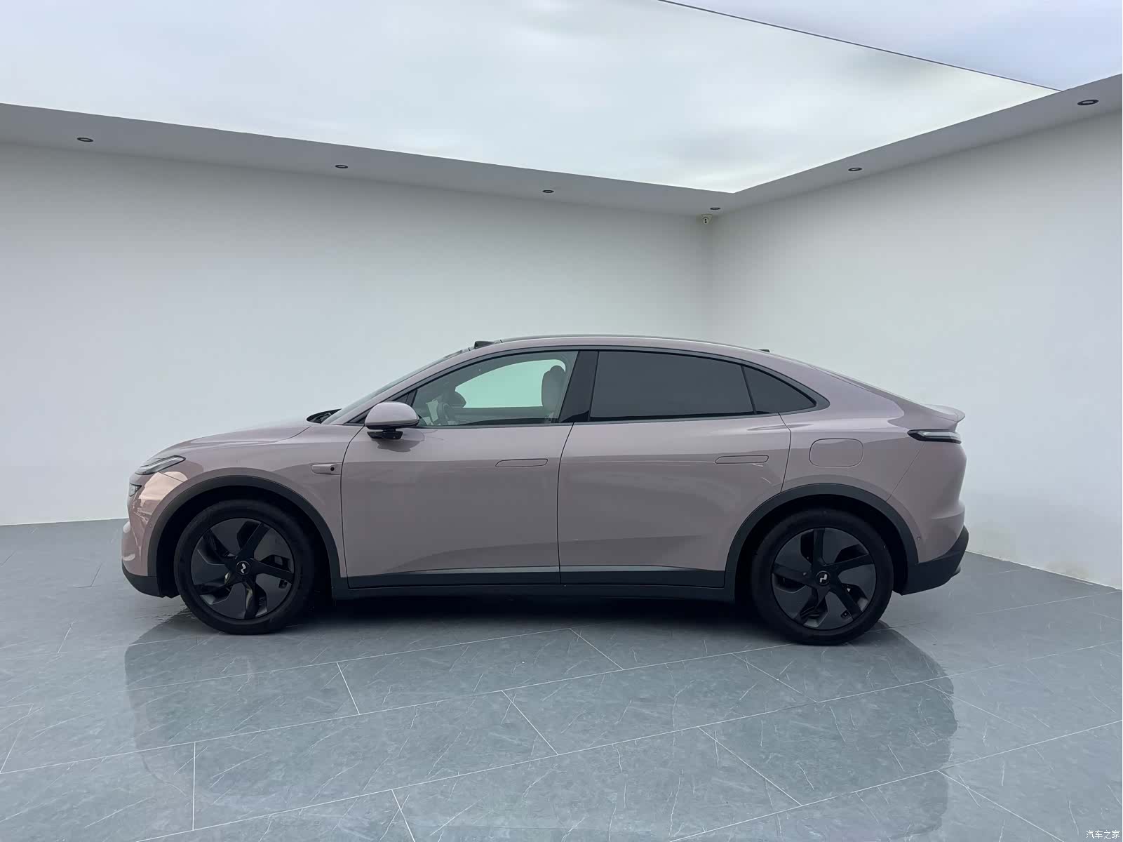 NIO L60, 2025 10