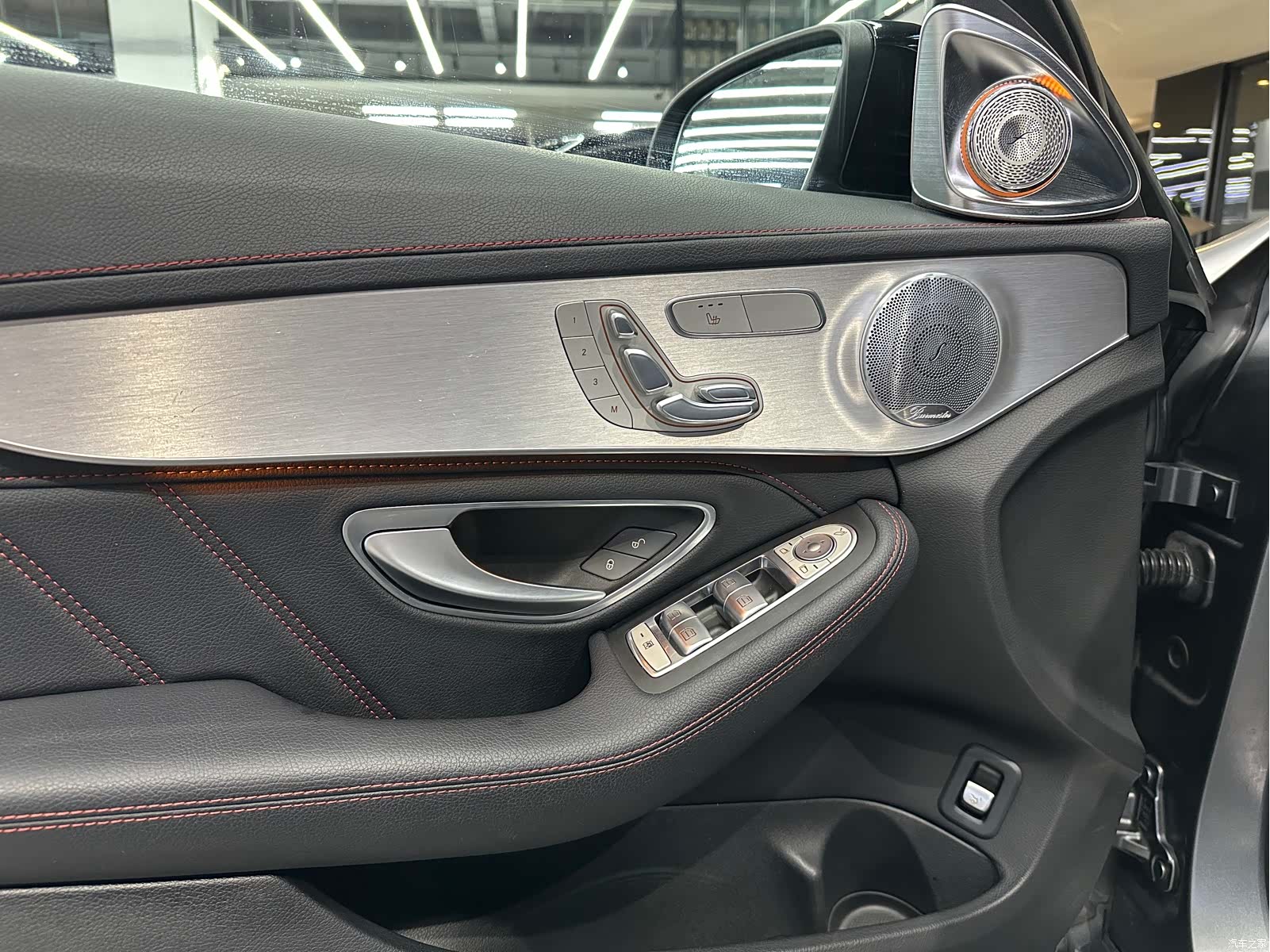 Mercedes-Benz C-Class, 2018 4