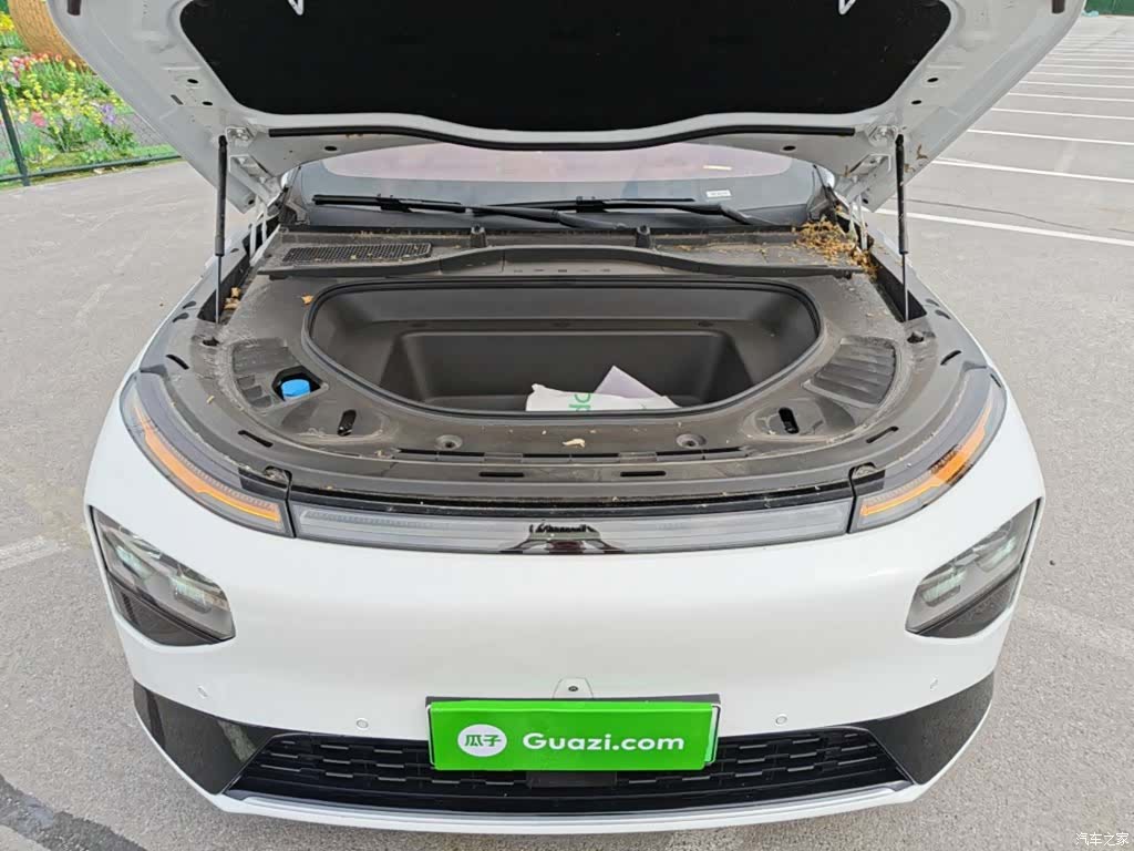 Xpeng G9, 2025 20