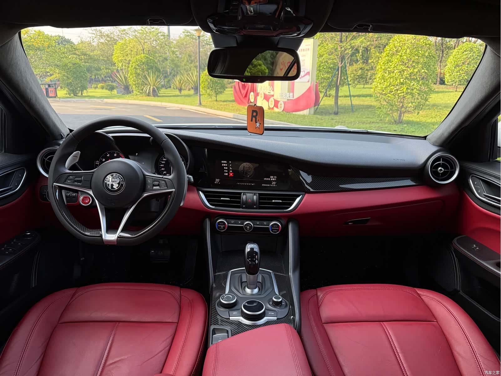 Alfa Romeo Giulia, 2018 8