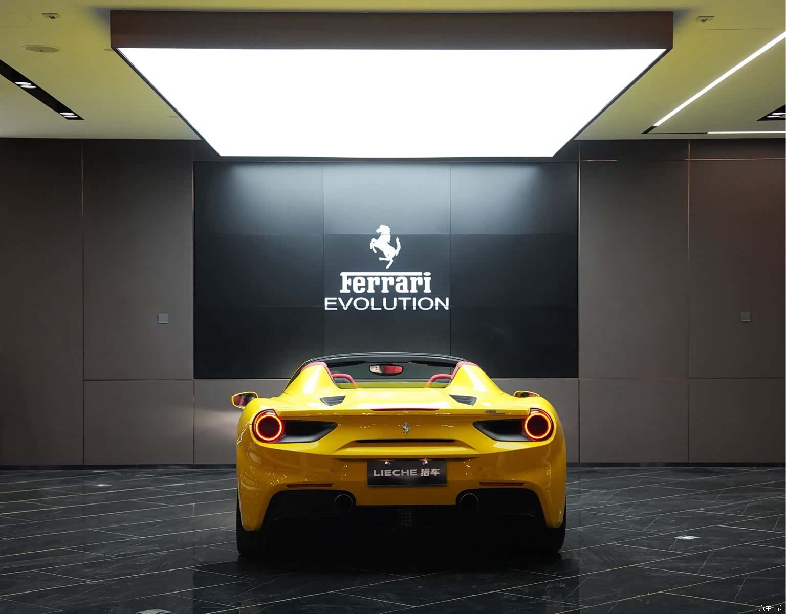 Ferrari 488, 2018 9