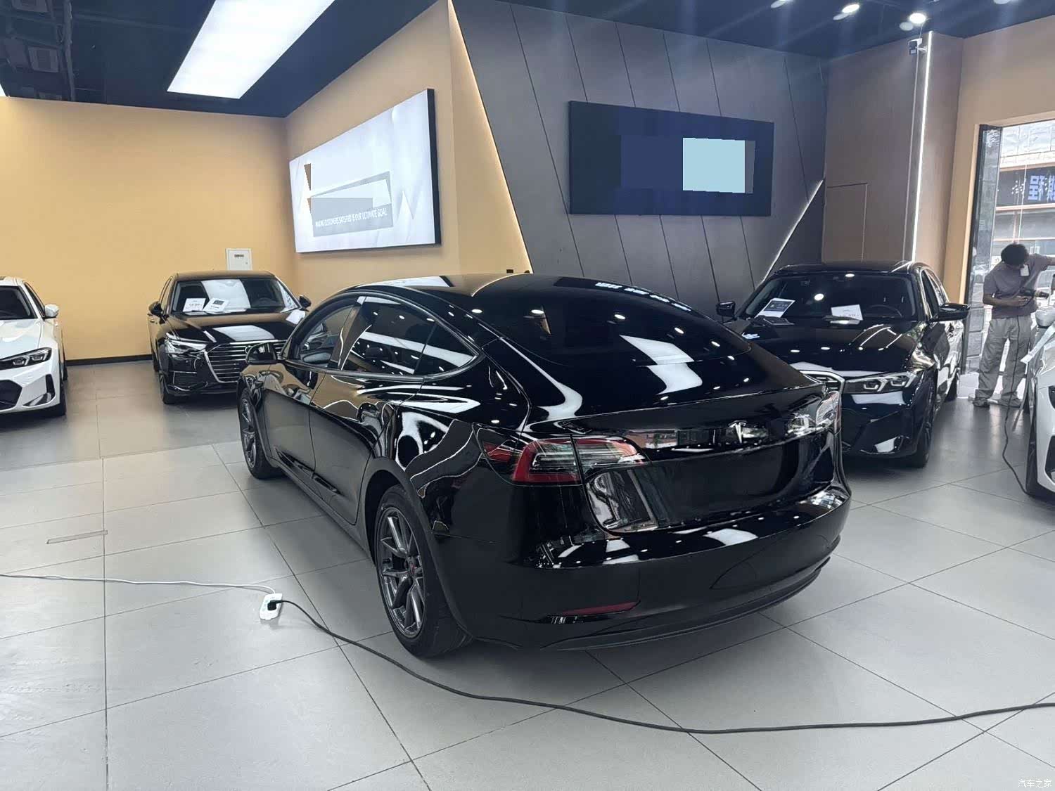Tesla Model 3, 2023 8