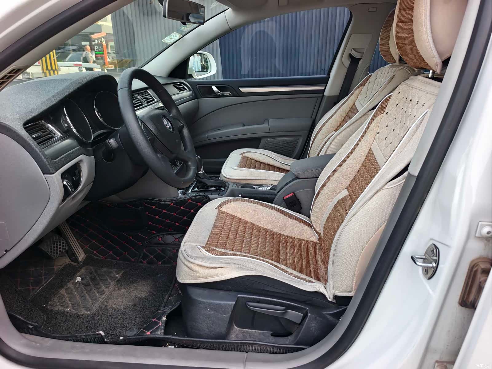 Skoda Superb, 2014 11
