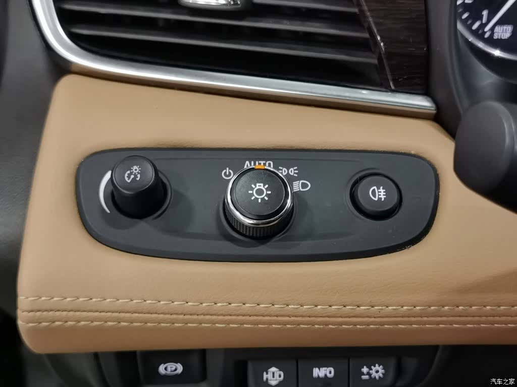 Buick LaCrosse, 2016 21