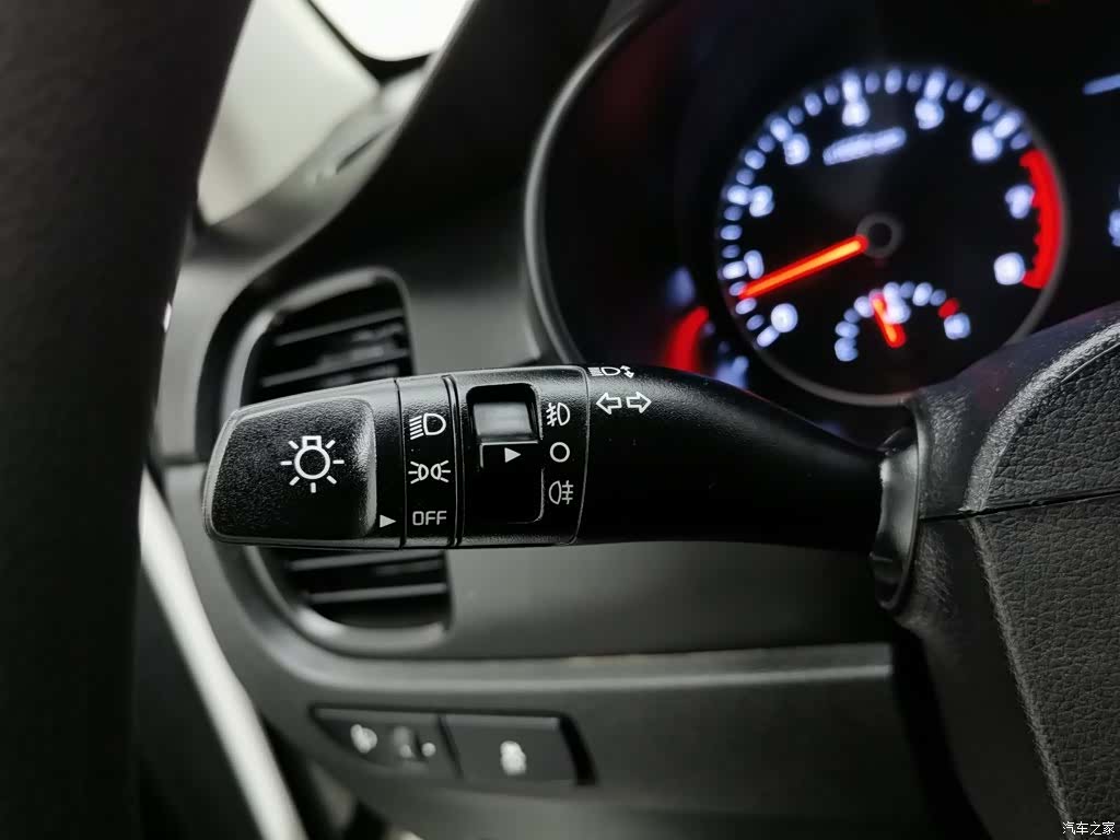Kia K2, 2018 21