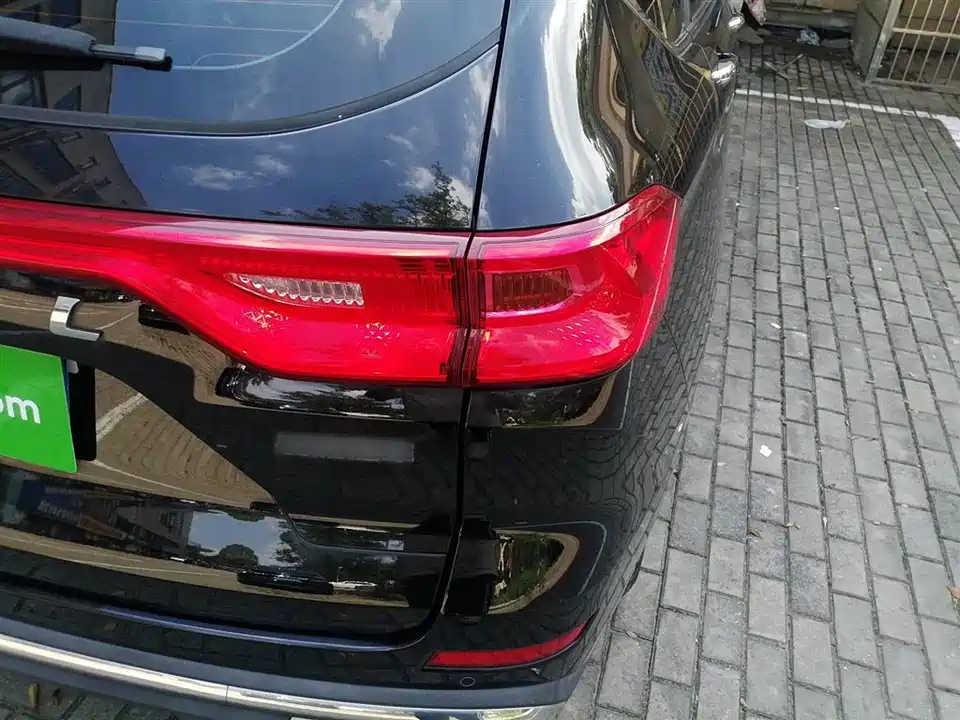 Haval M6