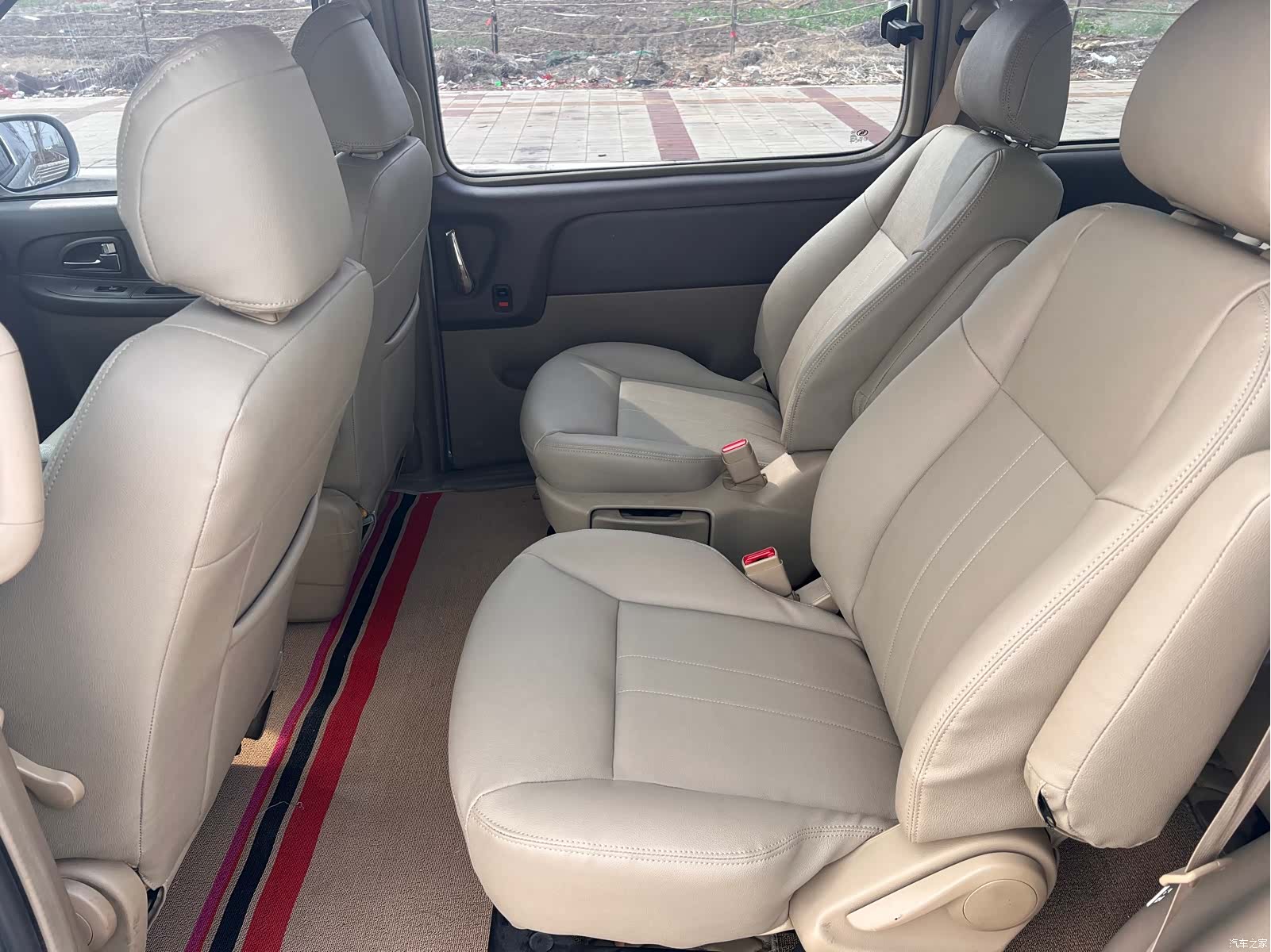 Buick GL8, 2014 8