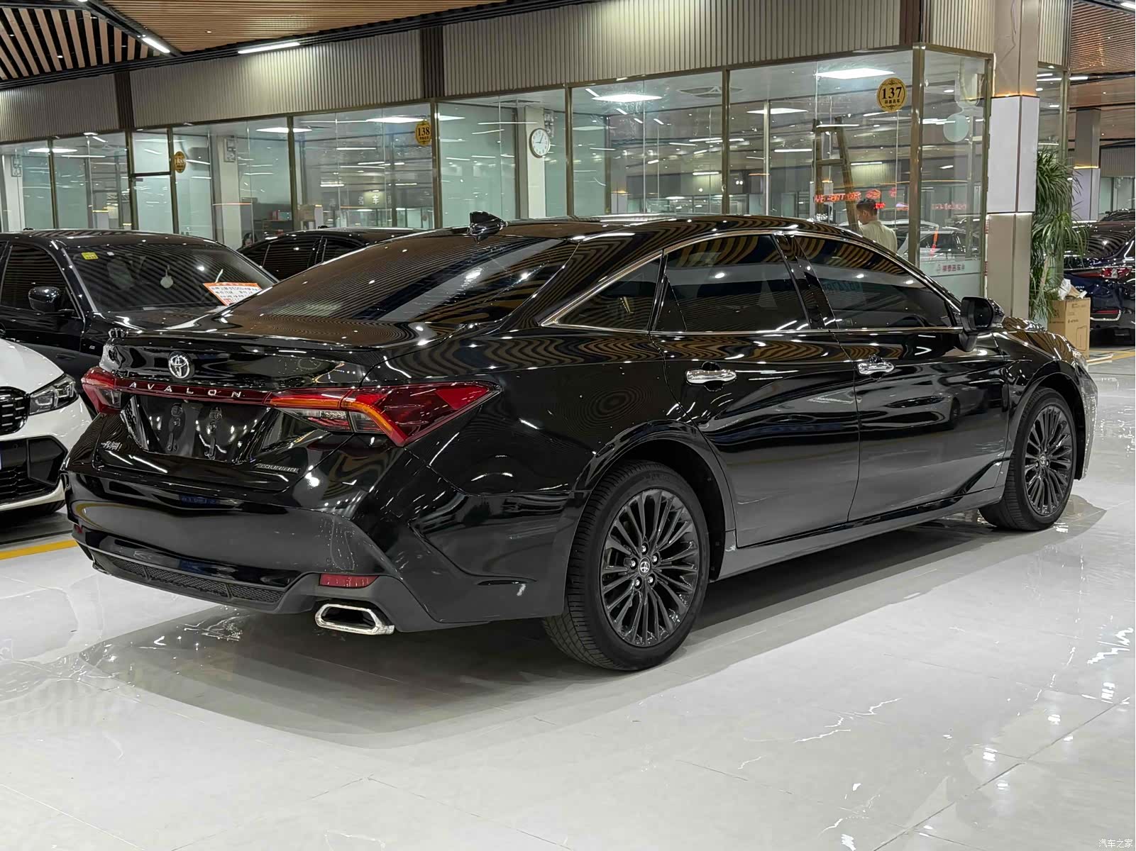 Toyota Avalon, 2019 4