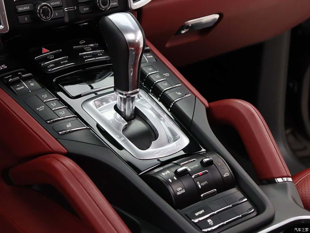 Porsche Cayenne, 2016 12
