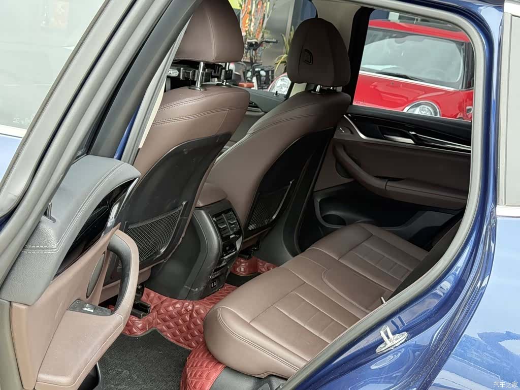 BMW X3, 2021 9
