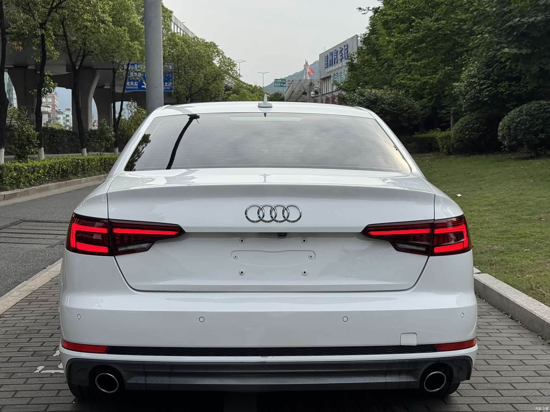 Audi A4L, 2018 9