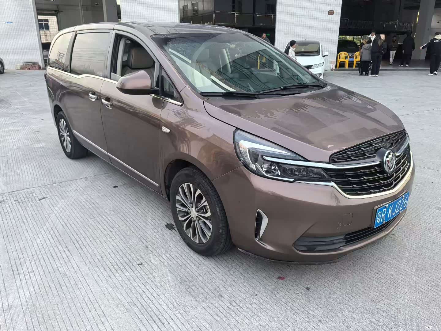 Buick GL8, 2020 2