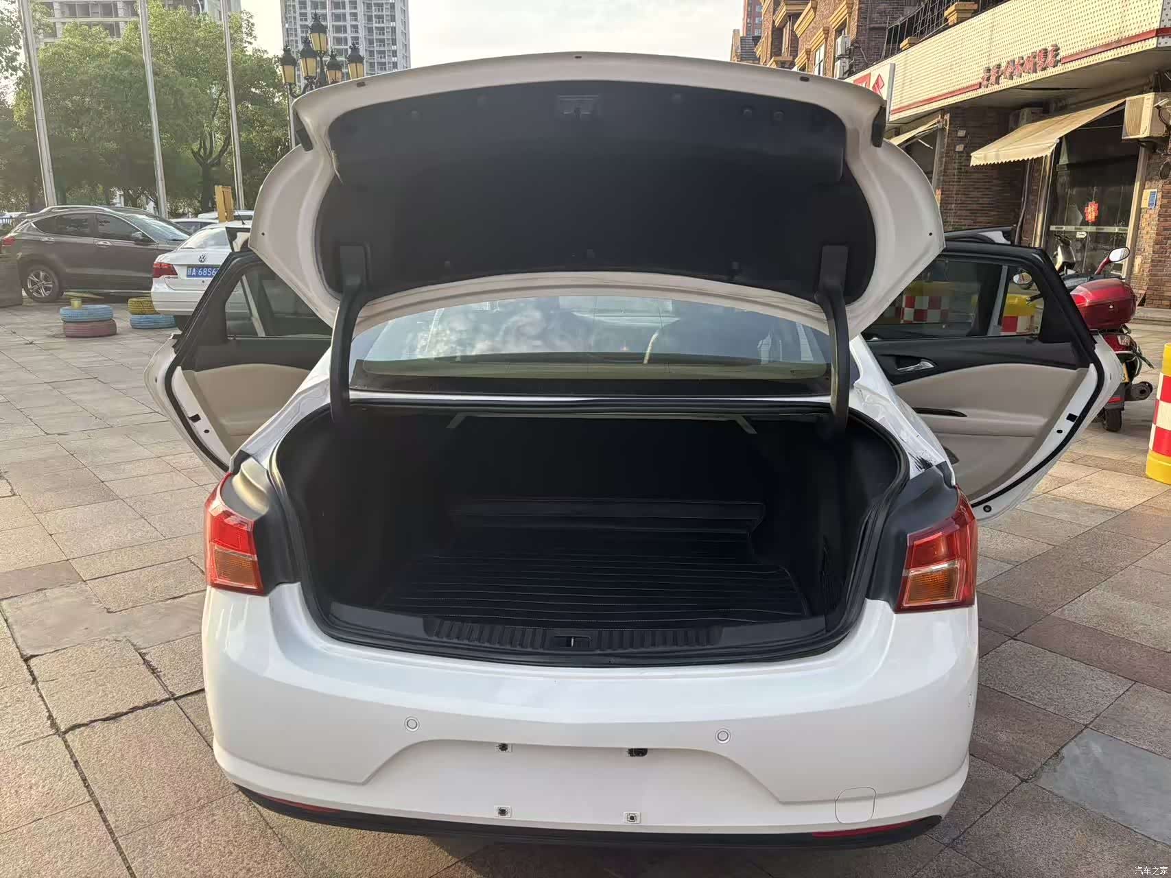 Buick Verano, 2016 9