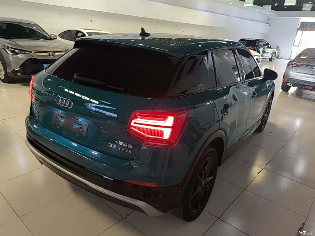 Audi Q2L, 2021 7