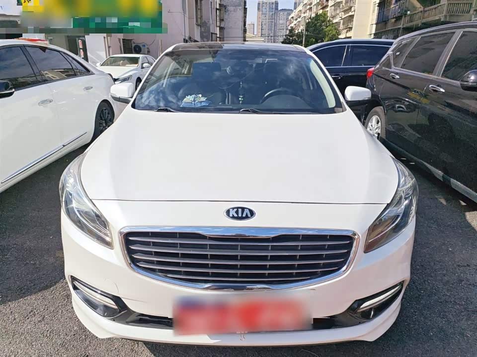 Kia K4