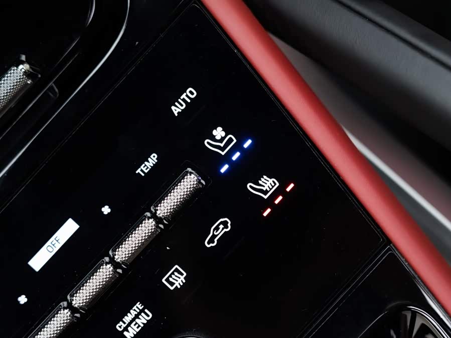 Porsche Cayenne 2025, фото 27