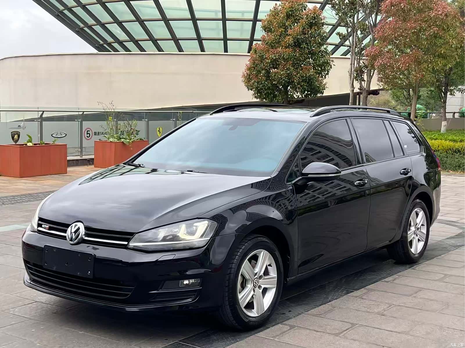 Volkswagen Golf, 2015 1
