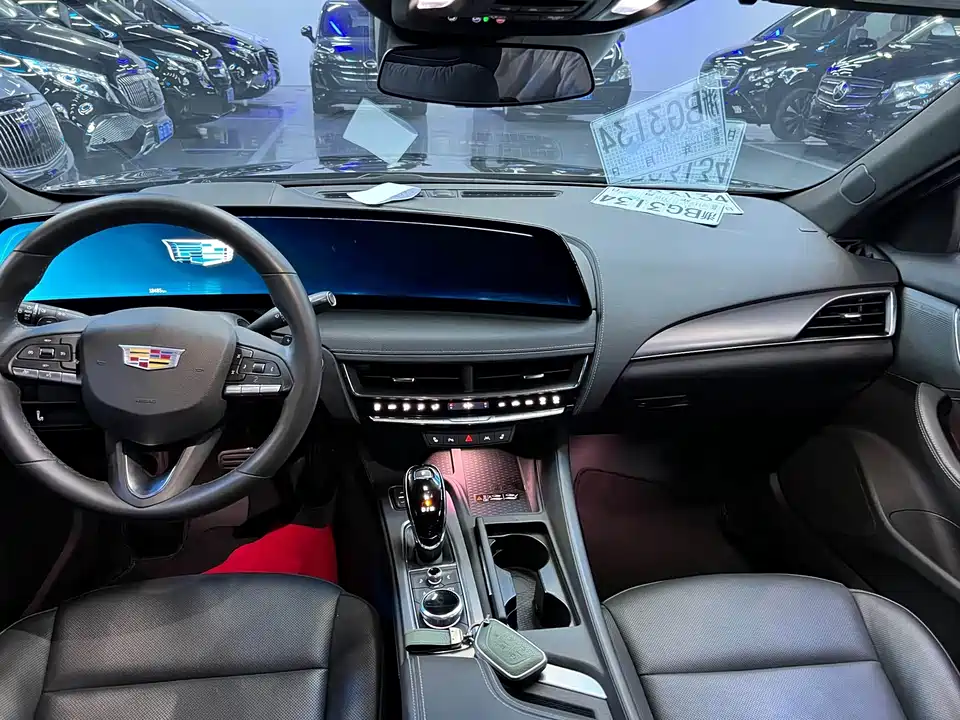 Cadillac CT5