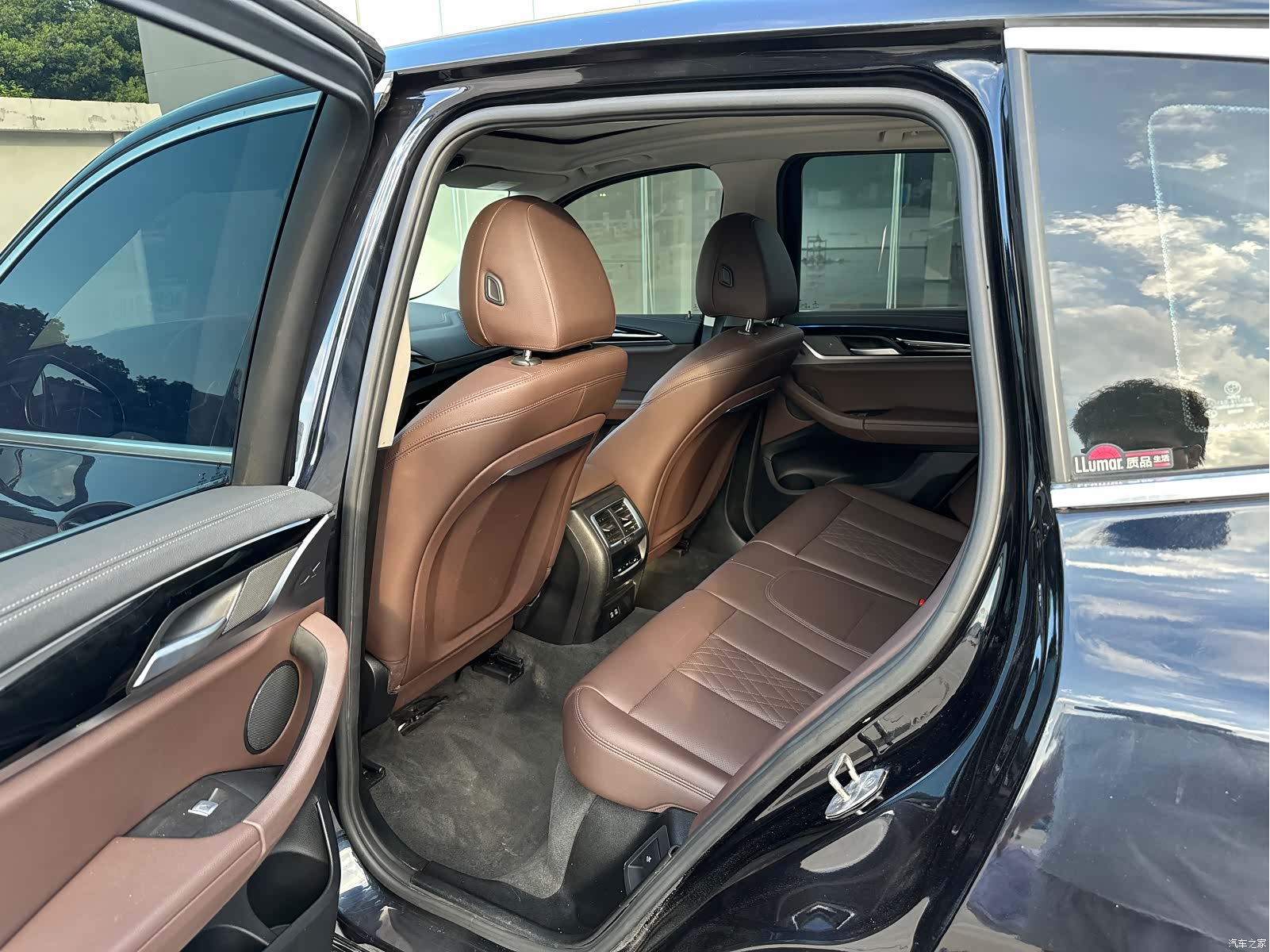 BMW iX3, 2022 все фото