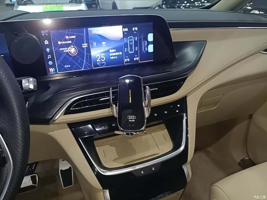 Buick GL8, 2025 13