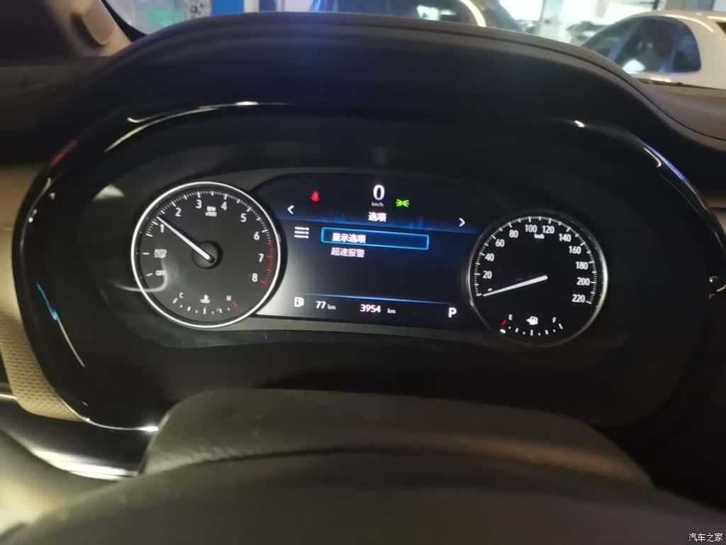 Buick GL8, 2025 12