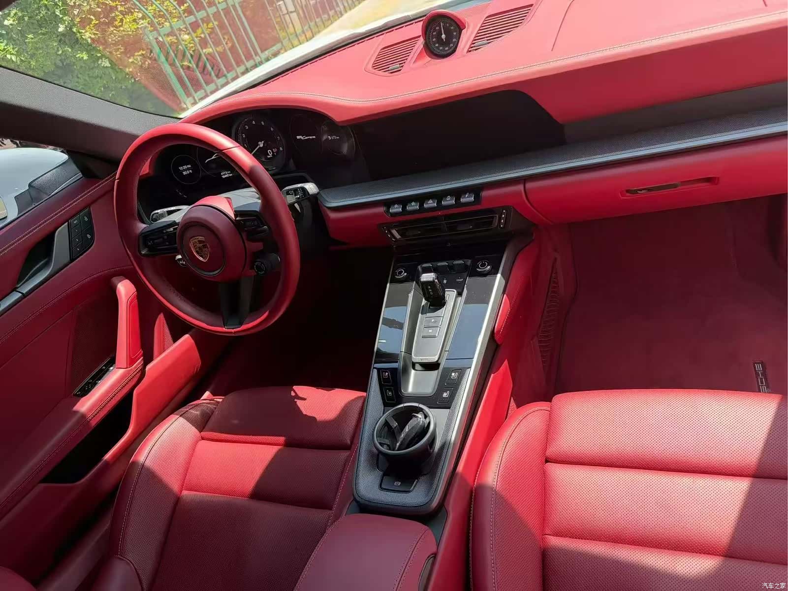 Porsche 911, 2023 8