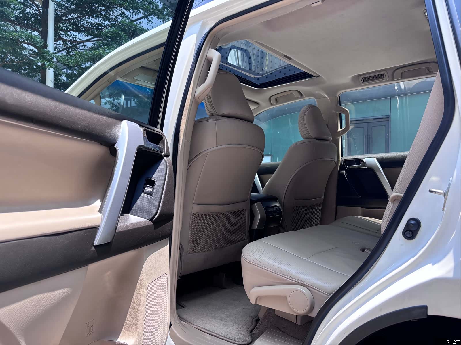 Toyota Prado, 2012 11