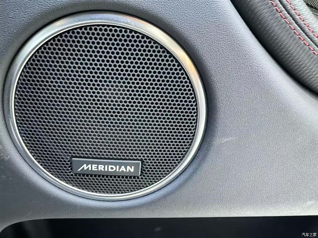 Land Rover Discovery, 2023 10