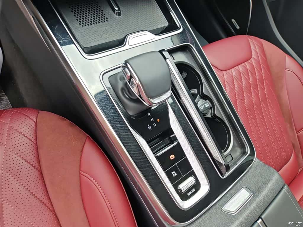 Hongqi HS5, 2024 21