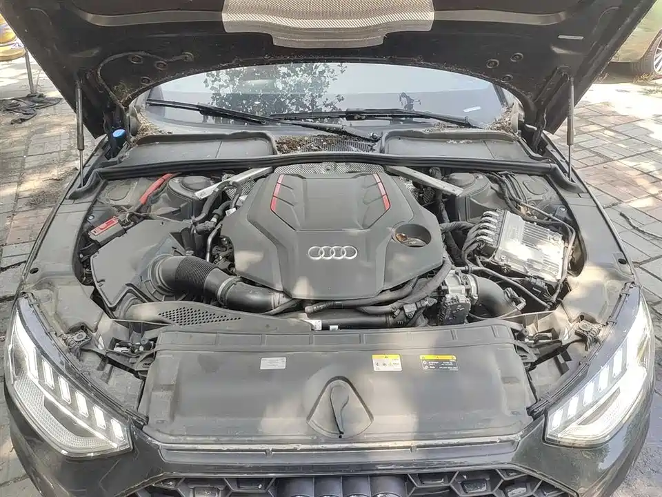 Audi S4