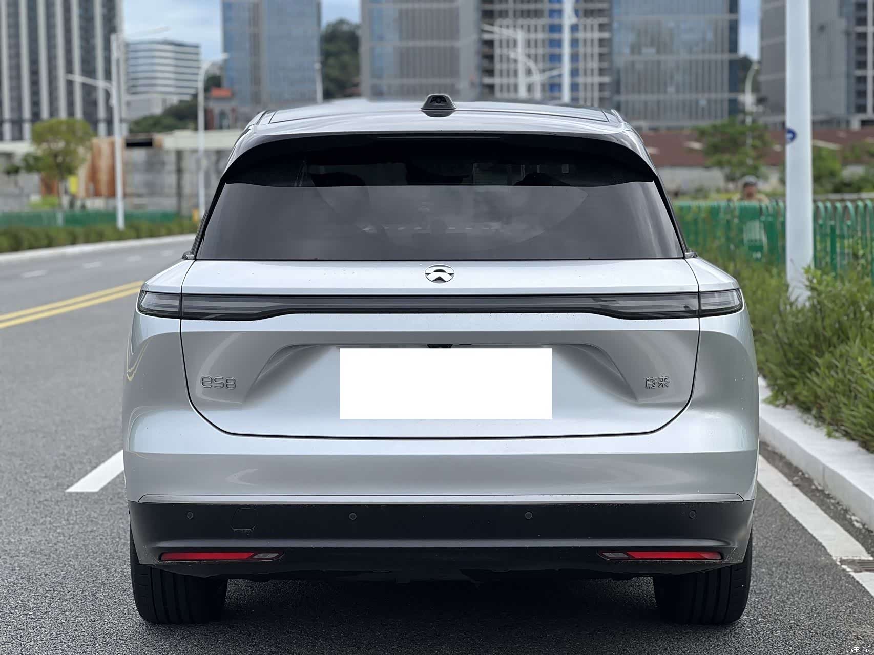 NIO ES8, 2024 8