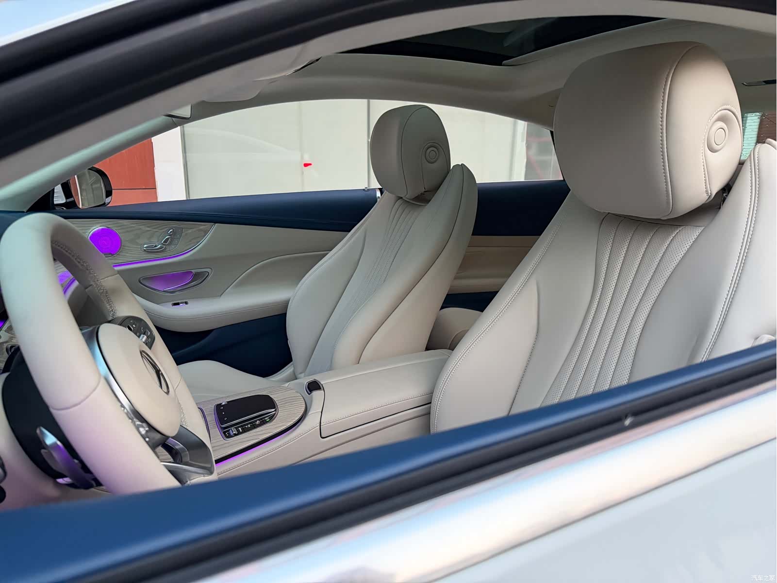 Mercedes-Benz E-Class, 2020 24
