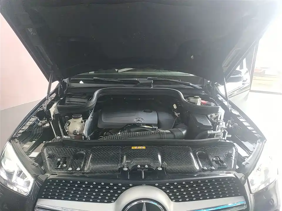 Mercedes-Benz GLE Mercedes-Benz GLE