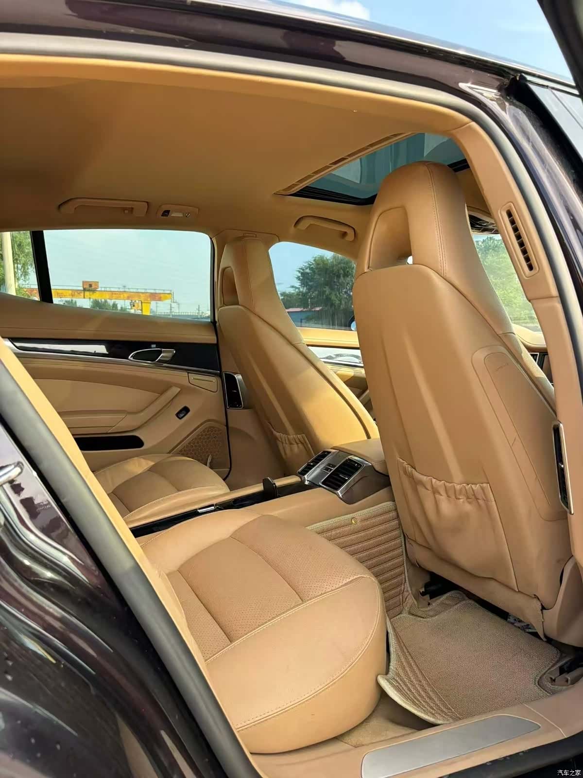 Porsche Panamera, 2011 все фото