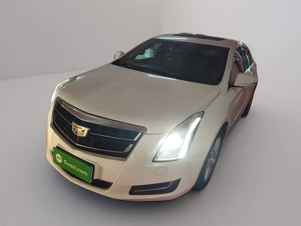 Cadillac XTS