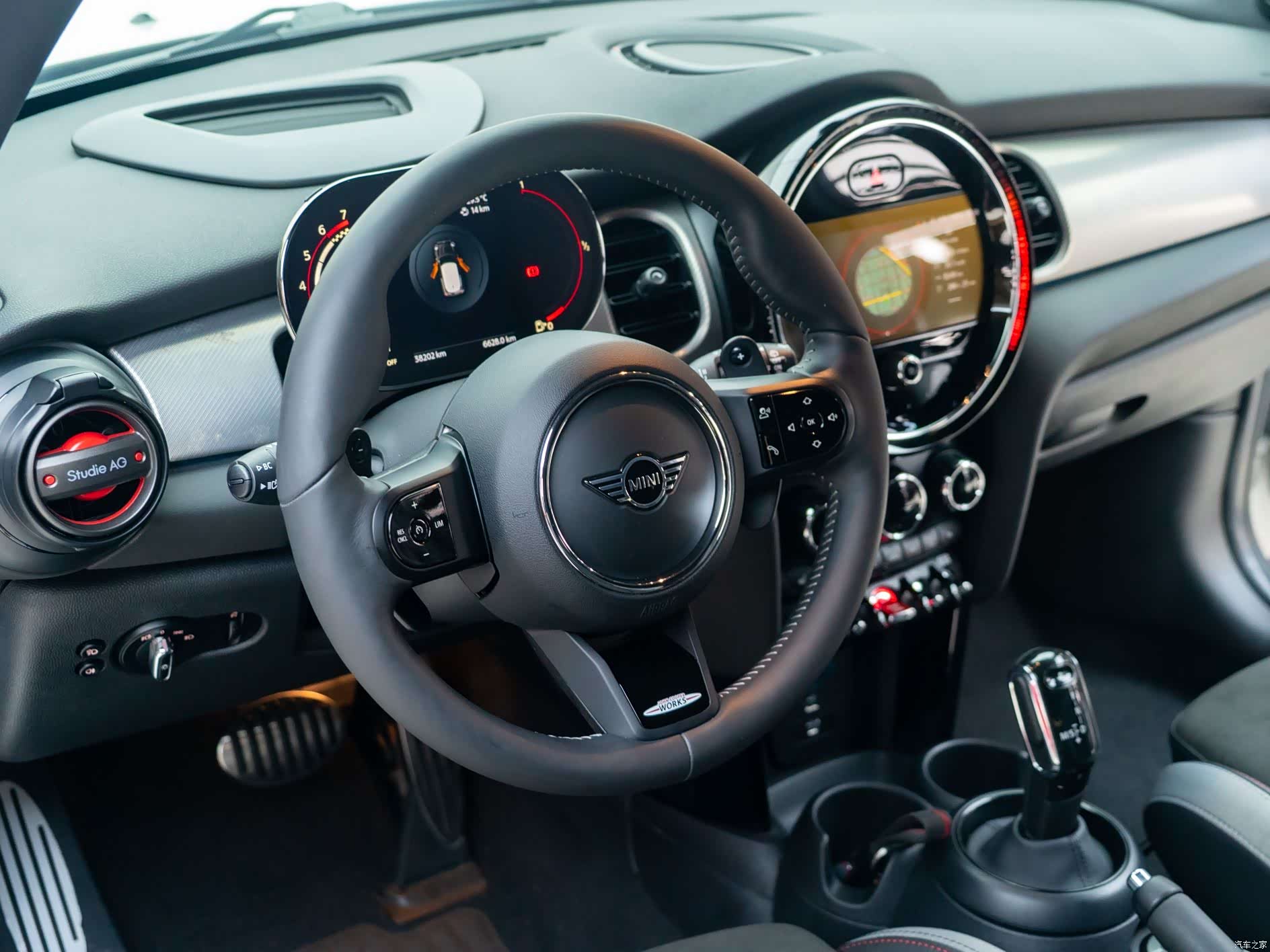 Mini Cooper, 2023 19