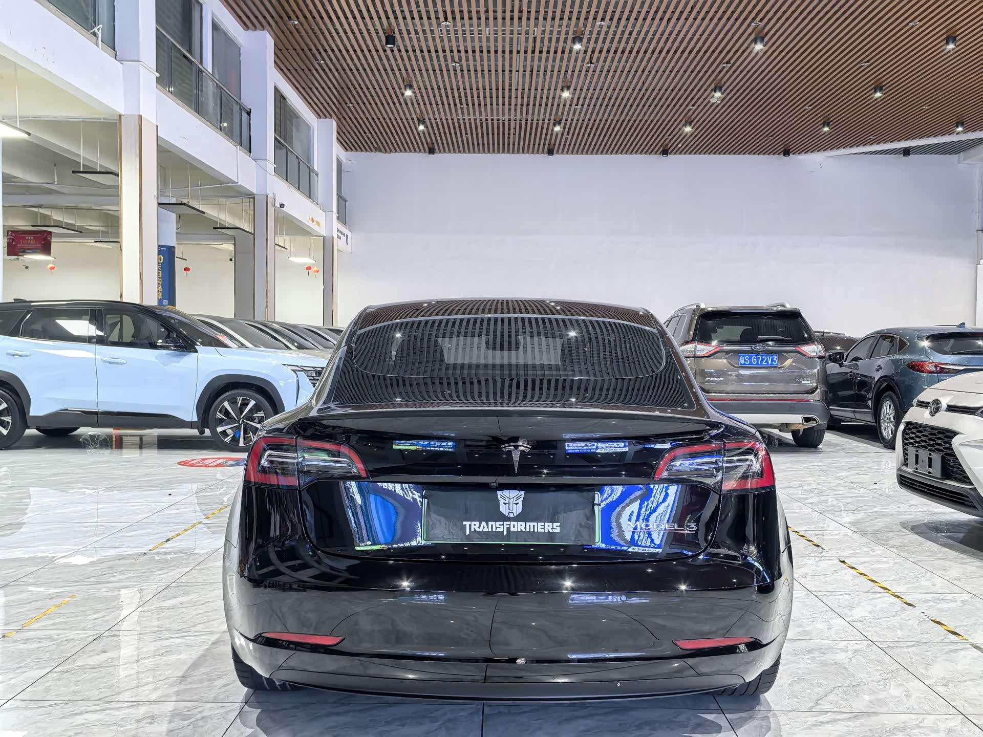 Tesla Model 3, 2021 все фото