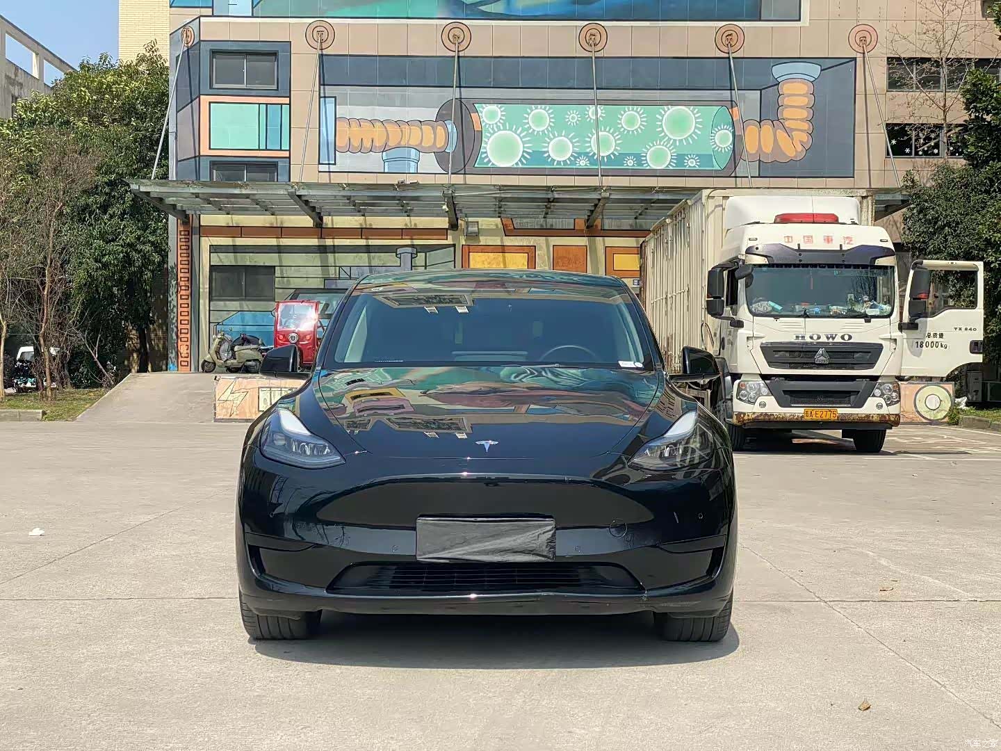 Tesla Model Y, 2023 2