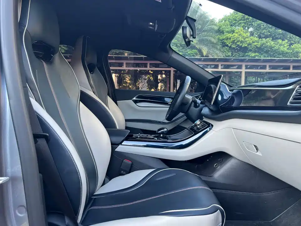 BYD Qin Yuan BYD Qin Yuan
